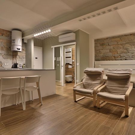 Apartmán Da Kevin Terst Exteriér fotografie