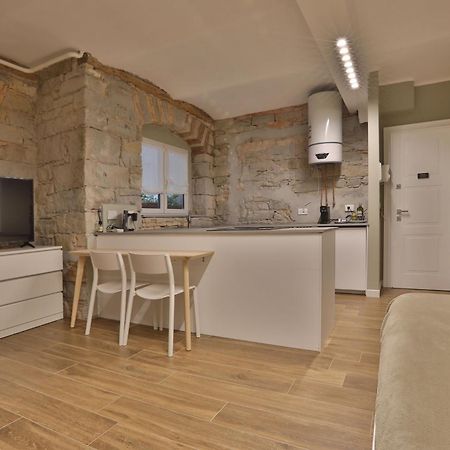 Apartmán Da Kevin Terst Exteriér fotografie